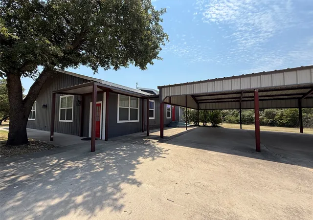 Photo 3 of Single family home for sale at 293 County Road 4773, Boyd, TX 76023 | MLS# 21361013 | Listing updated on 2026-10-02