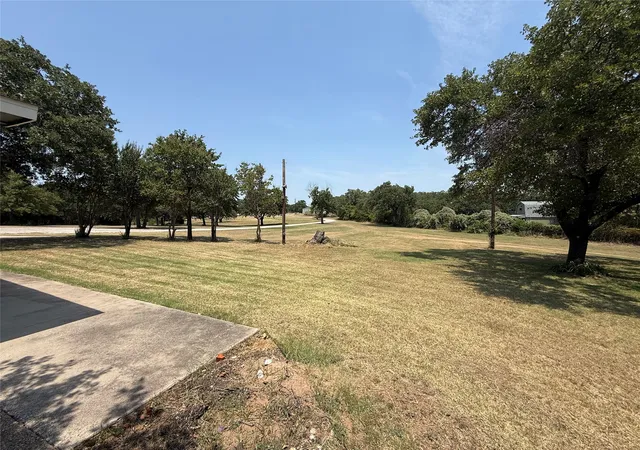 Photo 4 of Single family home for sale at 293 County Road 4773, Boyd, TX 76023 | MLS# 21361013 | Listing updated on 2026-10-02