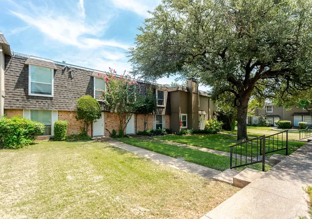 Photo 3 of Condo for sale at 13340 Kit Ln #B09, Dallas, TX 75240 | MLS# 21361076 | Listing updated on 2026-09-23