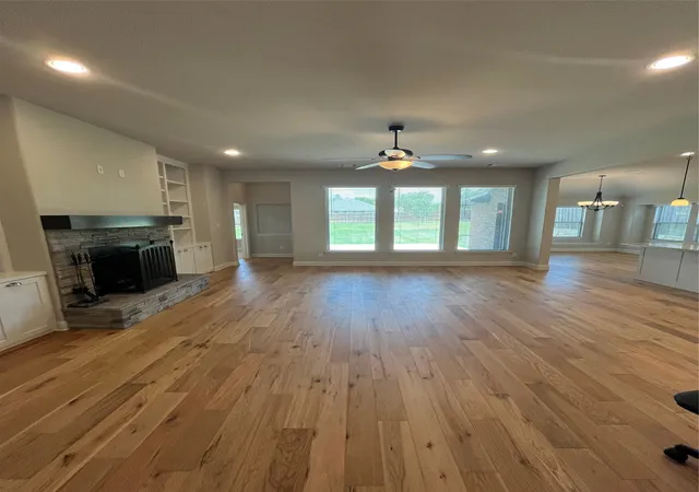 Photo 3 of Single family home for sale at 118 Jazlyn Dr, Keene, TX 76059 | MLS# 21361028 | Listing updated on 2026-08-24