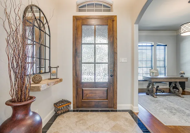 Photo 4 of Single family home for sale at 7259 Oak Creeks Ct, Fort Worth, TX 76135 | MLS# 21360425 | Listing updated on 2026-08-26