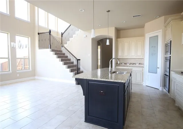 Photo 4 of Single family home for sale at 5900 Morning Wind Dr, Mc Kinney, TX 75070 | MLS# 21361127 | Listing updated on 2026-08-16
