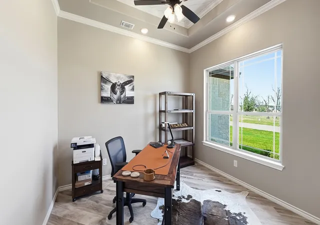Photo 3 of Single family home for sale at 3709 Tremont Ln, Granbury, TX 76049 | MLS# 21361131 | Listing updated on 2026-08-16
