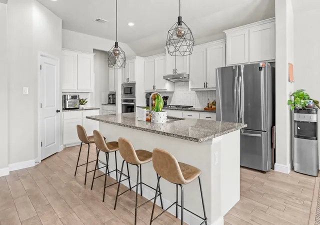 Photo 4 of Single family home for sale at 14125 Cassiopeia Dr, Haslet, TX 76052 | MLS# 21361132 | Listing updated on 2026-10-02