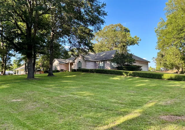 Photo 2 of Single family home for sale at 7079 Pine Oak Ln, Greenwood, LA 71033 | MLS# 21360586 | Listing updated on 2026-09-21