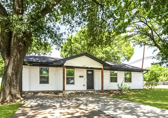 Photo 1 of Sale Pending at 2401 Sybil Dr, Mesquite, TX 75149 | MLS# 21361149 | Listing updated on 2026-08-26