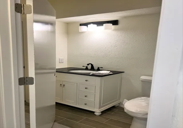 Photo 3 of Single family home for sale at 380 Ancestry Ln, Dallas, TX 75217 | MLS# 21361191 | Listing updated on 2026-09-03