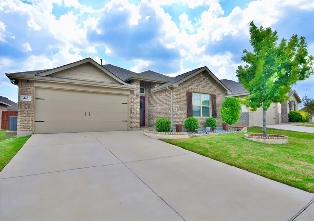 Photo 2 of Sale Pending at 465 Pollyann Trl, Haslet, TX 76052 | MLS# 21361210 | Listing updated on 2026-08-30