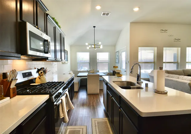 Photo 4 of Sale Pending at 465 Pollyann Trl, Haslet, TX 76052 | MLS# 21361210 | Listing updated on 2026-08-30