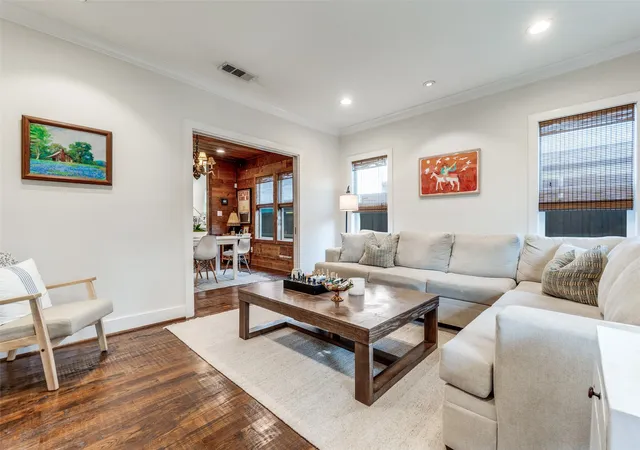 Photo 4 of Single family home for sale at 2515 Abrams Rd, Dallas, TX 75214 | MLS# 21361209 | Listing updated on 2026-10-04