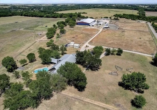 Photo 1 of Land for sale at 9494 Waide Rd, Sanger, TX 76266 | MLS# 21360892 | Listing updated on 2026-08-18