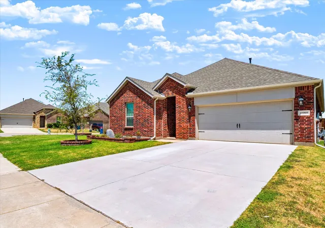 Photo 2 of Single family home for sale at 11203 Hawks Landing Dr, Aubrey, TX 76227 | MLS# 21360944 | Listing updated on 2026-10-07
