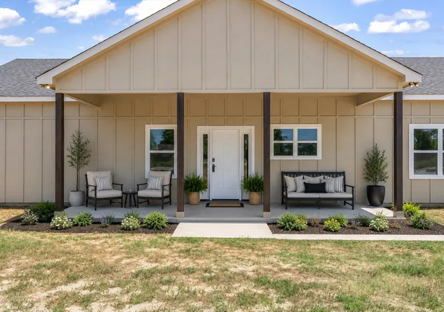 Photo 3 of Single family home for sale at 135 Private Road 5111, Grand Saline, TX 75103 | MLS# 21359490 | Listing updated on 2026-10-07