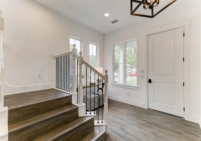 Photo 2 of Single family home for sale at 2928 Livingston Ave, Fort Worth, TX 76110 | MLS# 21361285 | Listing updated on 2026-08-16