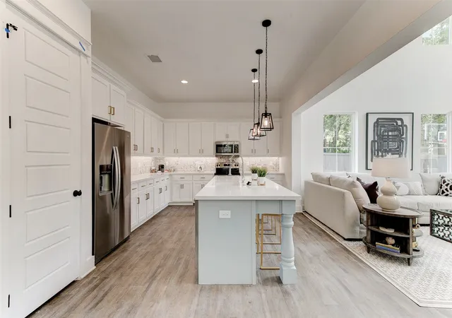 Photo 4 of Single family home for sale at 2928 Livingston Ave, Fort Worth, TX 76110 | MLS# 21361285 | Listing updated on 2026-08-16