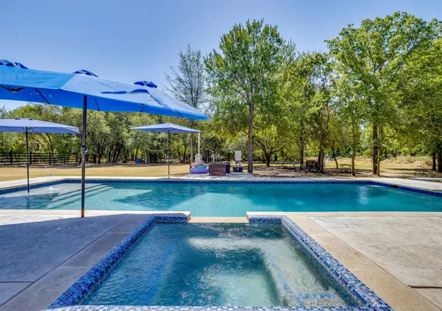 Photo 3 of Single family home for sale at 391 Sandpiper Dr, Weatherford, TX 76088 | MLS# 21354872 | Listing updated on 2026-08-17