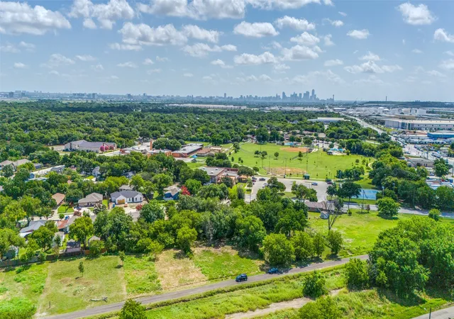 Photo 2 of Land for sale at 3106 Claibourne Blvd, Dallas, TX 75212 | MLS# 21361296 | Listing updated on 2026-08-16