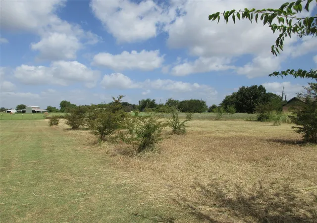 Photo 2 of Land for sale at 00 S Lilly, Kosse, TX 76635 | MLS# 21361318 | Listing updated on 2026-08-17