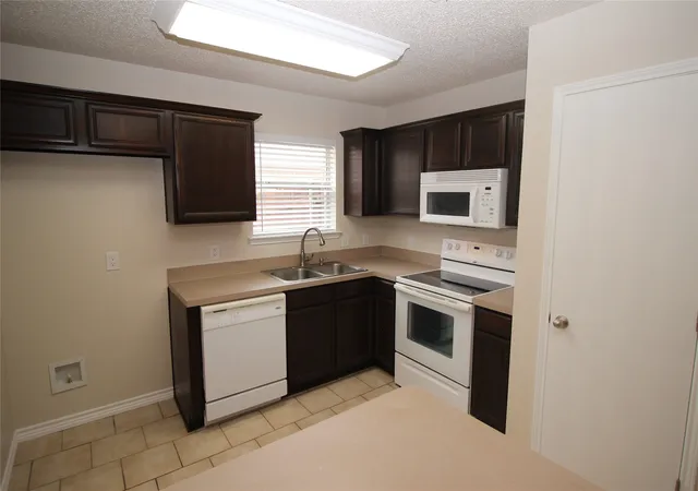 Photo 3 of Single family home for sale at 856 Mccully St, Fort Worth, TX 76108 | MLS# 21361310 | Listing updated on 2026-08-30