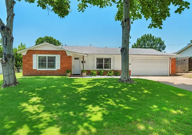 Photo 1 of Single family home for sale at 8037 Pinewood Dr, Benbrook, TX 76116 | MLS# 21361352 | Listing updated on 2026-08-22