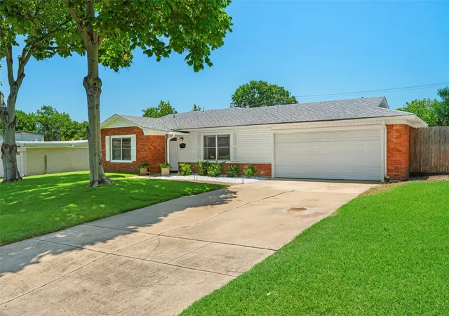 Photo 2 of Single family home for sale at 8037 Pinewood Dr, Benbrook, TX 76116 | MLS# 21361352 | Listing updated on 2026-08-22