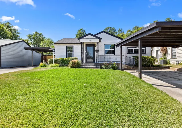 Photo 1 of Single family home for sale at 1100 E Bowie St, Fort Worth, TX 76104 | MLS# 21349458 | Listing updated on 2026-09-28