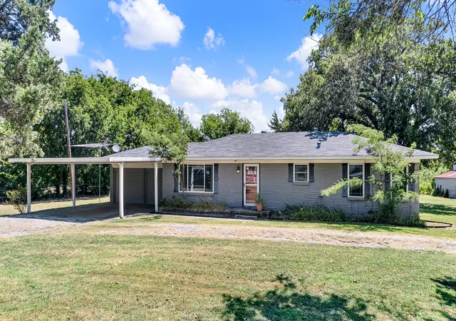 Photo 1 of Single family home for sale at 2403 State Hwy 78 S, Farmersville, TX 75442 | MLS# 21329898 | Listing updated on 2026-08-20