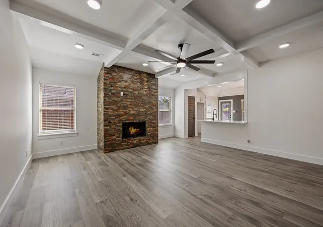 Photo 4 of Single family home for sale at 250 Kennedy Dr, Crowley, TX 76036 | MLS# 21361500 | Listing updated on 2026-08-23