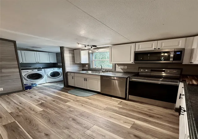 Photo 4 of Manufactured home for sale at 1410 E Loop 254, Ranger, TX 76470 | MLS# 21361059 | Listing updated on 2026-10-05