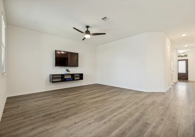 Photo 2 of Single family home for sale at 1016 Cobalt Dr, Celina, TX 75009 | MLS# 21361319 | Listing updated on 2026-08-17