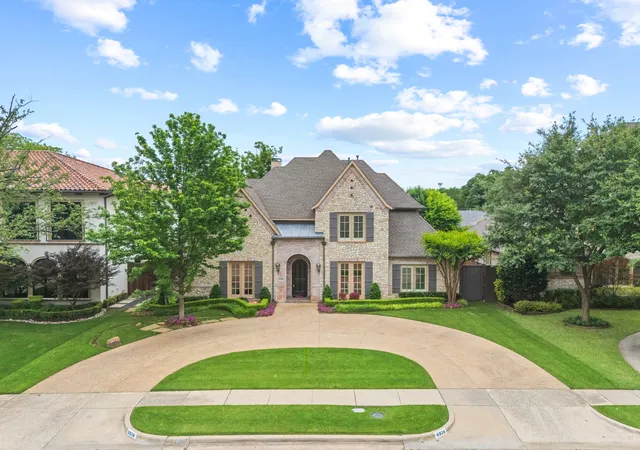 Photo 2 of Single family home for sale at 6828 Chevy Chase Ave, Dallas, TX 75225 | MLS# 21361049 | Listing updated on 2026-08-23