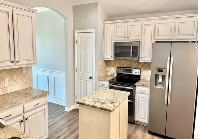 Photo 4 of Single family home for sale at 2106 Renaissance Dr, Denison, TX 75020 | MLS# 21361510 | Listing updated on 2026-10-07