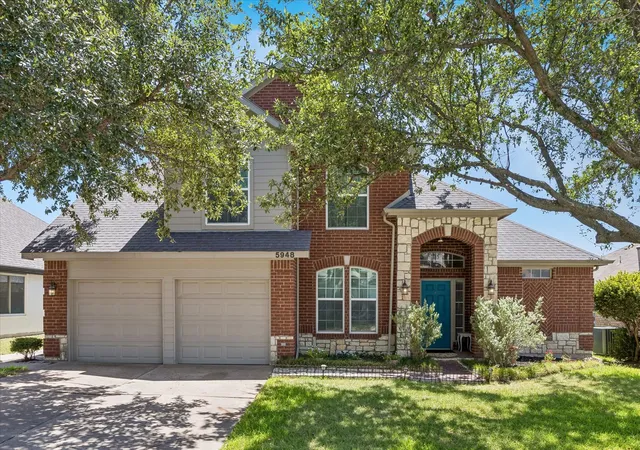 Photo 1 of Single family home for sale at 5948 Hillview Dr, Watauga, TX 76148 | MLS# 21361291 | Listing updated on 2026-10-07