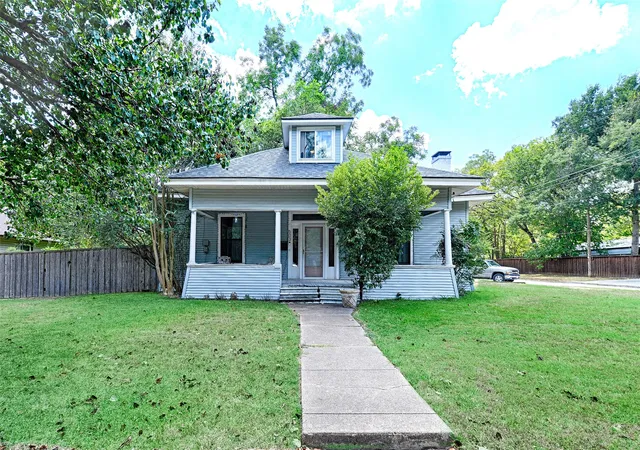 Photo 1 of Single family home for sale at 603 Johnson St, Terrell, TX 75160 | MLS# 21349757 | Listing updated on 2026-09-16