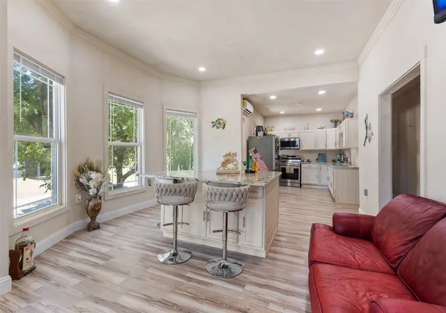 Photo 4 of Single family home for sale at 314 N Harding St, Fort Worth, TX 76102 | MLS# 21361645 | Listing updated on 2026-08-17