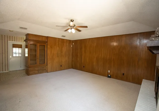 Photo 3 of Single family home for sale at 1202 Randy Dr Dr, Graham, TX 76450 | MLS# 21358886 | Listing updated on 2026-08-27