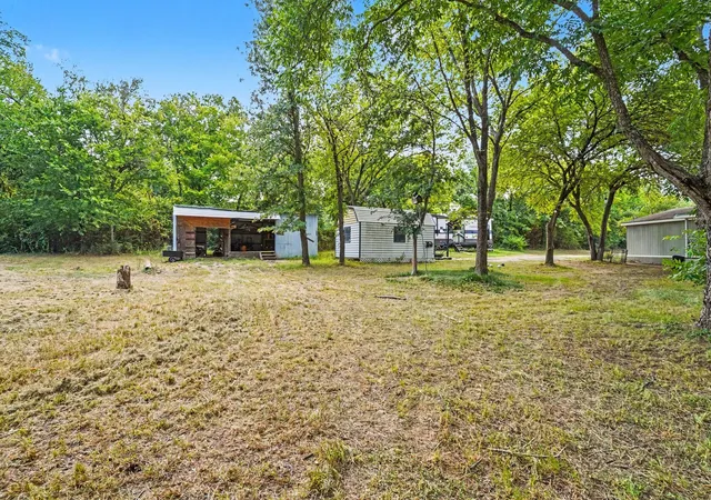 Photo 3 of Manufactured home for sale at 6356 Rendon Bloodworth Rd, Fort Worth, TX 76140 | MLS# 21332362 | Listing updated on 2026-08-17