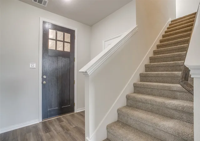Photo 4 of Sale Pending at 1550 Homeplace Cir, Mansfield, TX 76063 | MLS# 21361771 | Listing updated on 2026-09-21