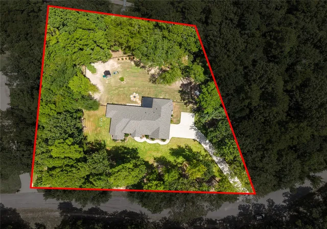 Photo 3 of Sale Pending at 15373 Lakeside Dr, Tyler, TX 75707 | MLS# 21344786 | Listing updated on 2026-08-24