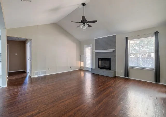 Photo 4 of Sale Pending at 6804 Richfield Dr, North Richland Hills, TX 76182 | MLS# 21343396 | Listing updated on 2026-09-05