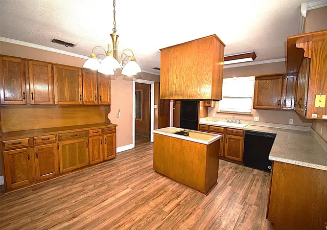Photo 3 of Single family home for sale at 719 Bowie St, Forney, TX 75126 | MLS# 21361849 | Listing updated on 2026-09-01