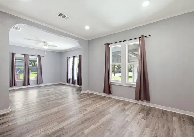 Photo 4 of Sale Pending at 1812 Oneal St, Greenville, TX 75401 | MLS# 21361861 | Listing updated on 2026-09-29