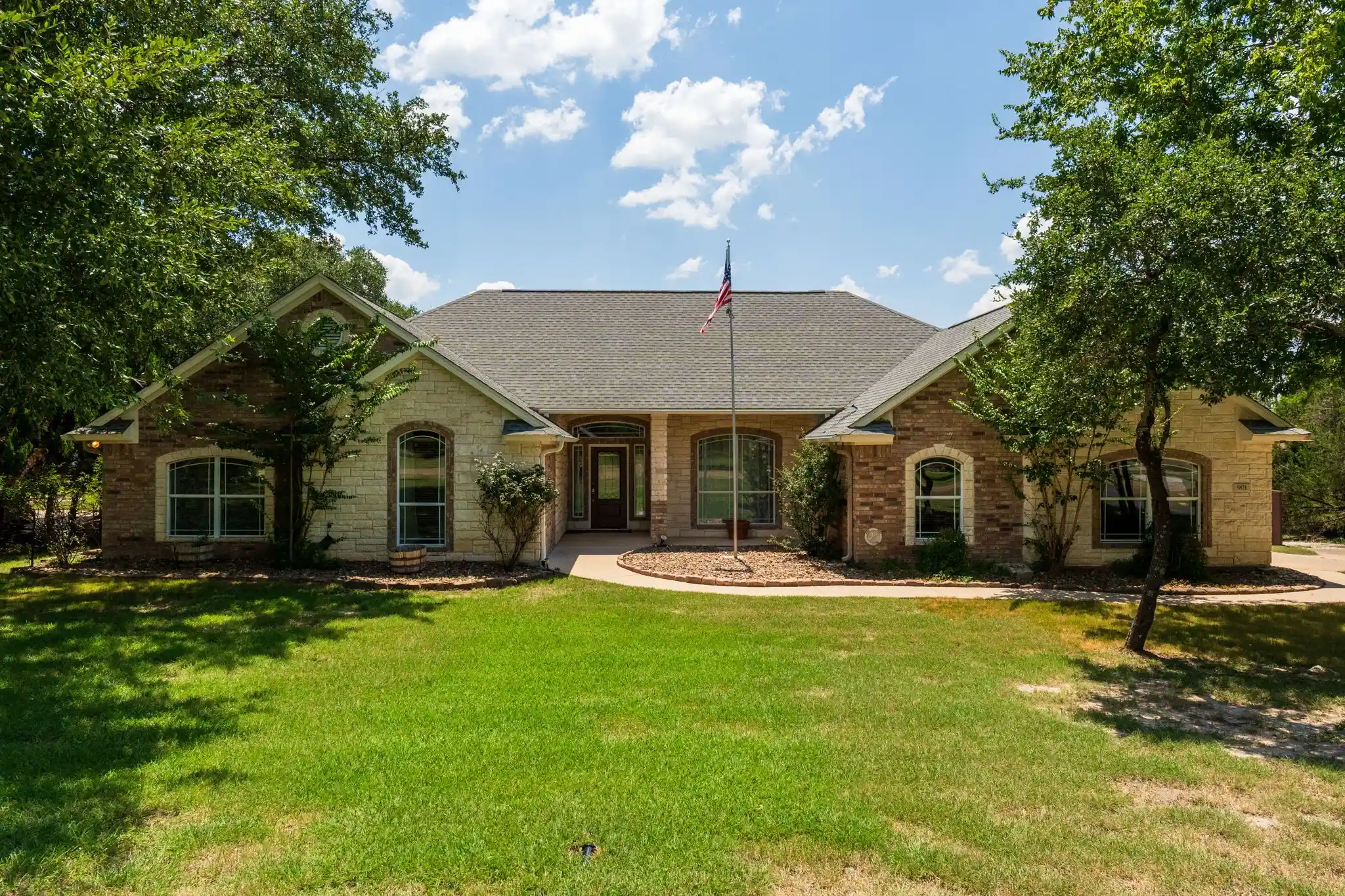 Photo 1 of Single family home for sale at 901 County Road 3150, Kempner, TX 76539 | MLS# 21361871 | Listing updated on 2026-10-23