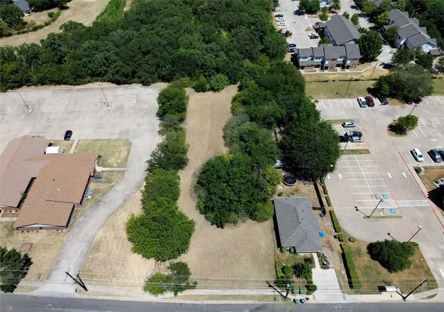 Photo 1 of Land for sale at 1117 Wilson St, Denton, TX 76205 | MLS# 21360812 | Listing updated on 2026-08-18