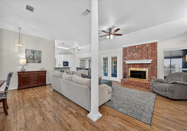 Photo 3 of Single family home for sale at 729 Bent Tree Ct, Hurst, TX 76054 | MLS# 21361918 | Listing updated on 2026-08-29