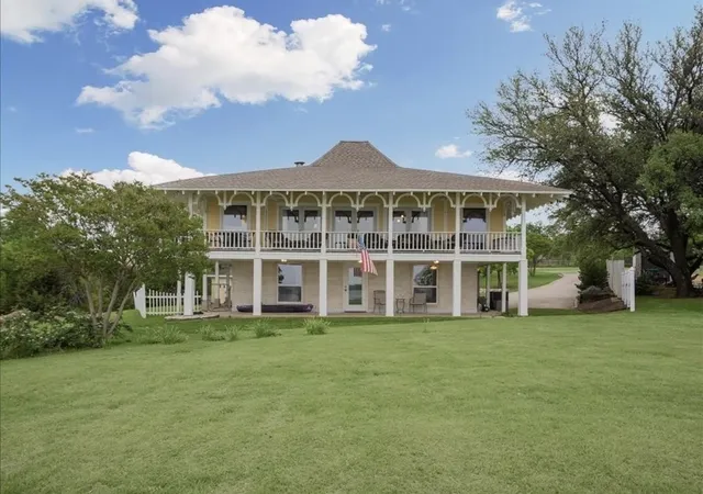 Photo 4 of Single family home for sale at 13280 Beach Club Rd, The Colony, TX 75056 | MLS# 21361947 | Listing updated on 2026-08-28