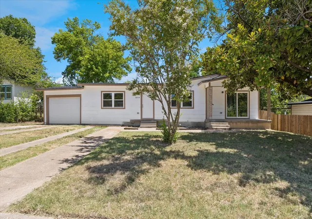 Photo 1 of Single family home for sale at 5054 Corrigan Ct, Dallas, TX 75241 | MLS# 21360875 | Listing updated on 2026-08-18