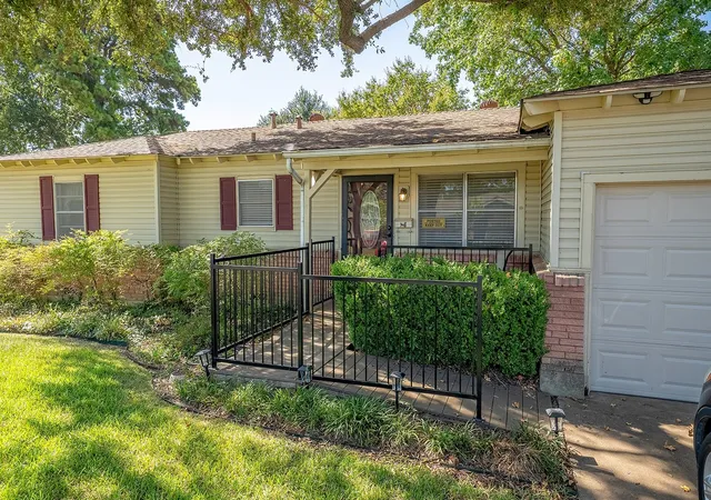 Photo 2 of Sale Pending at 773 Betty Ln, Hurst, TX 76053 | MLS# 21361744 | Listing updated on 2026-08-25