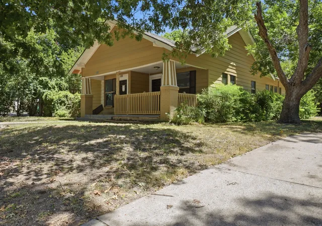 Photo 3 of Sale Pending at 320 Kirven Ave, Waxahachie, TX 75165 | MLS# 21361420 | Listing updated on 2026-08-25