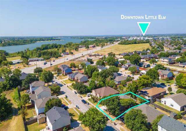 Photo 3 of Single family home for sale at 1024 Lake Trail Dr, Little Elm, TX 75068 | MLS# 21346743 | Listing updated on 2026-10-05